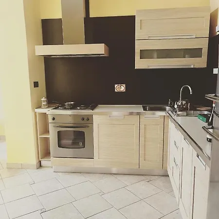 - La Casa Di Ringhiera * Asti
